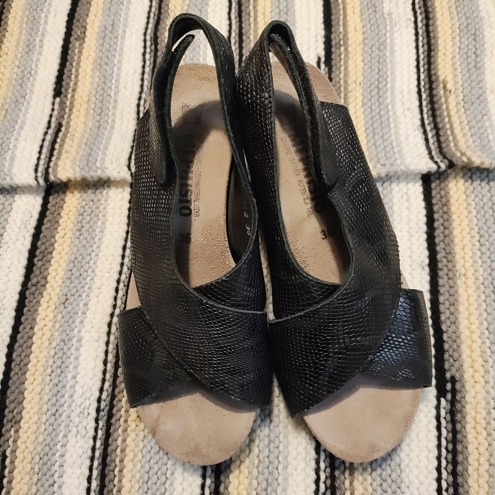 Mephisto Black Textured Sandals